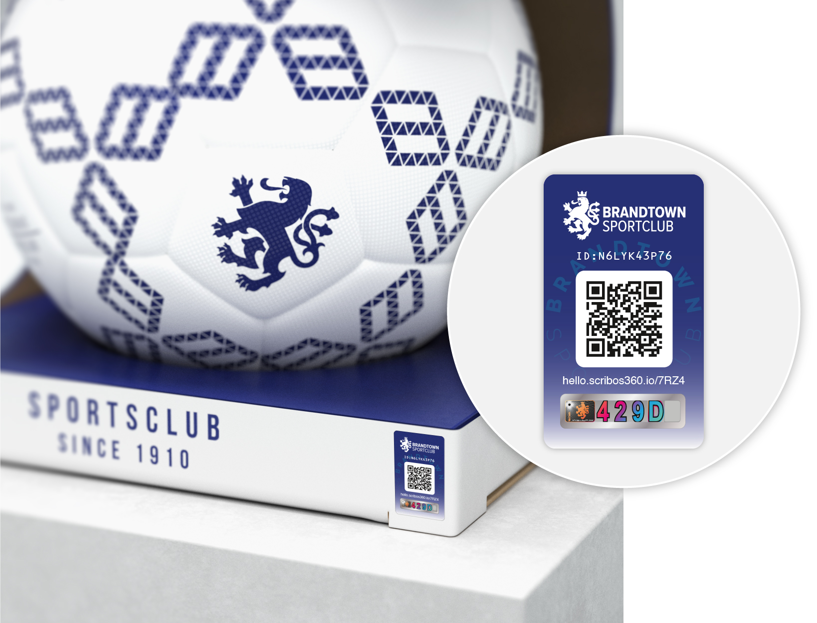 包装上展示了一个印有“SPORTSCLUB SINCE 1910”字样的品牌足球,足球盒上贴有PrioSpot®激光光刻防伪标签,以提供高级防伪保护。标签上有一个安全的二维码和一个唯一的序列号(4A2D),以确保无缝认证。放大视图突出了PrioSpot®激光光刻标签的详细安全功能,包括其公开、半公开和隐蔽元素的组合,为消费者和品牌所有者提供最高级别的保护和验证。